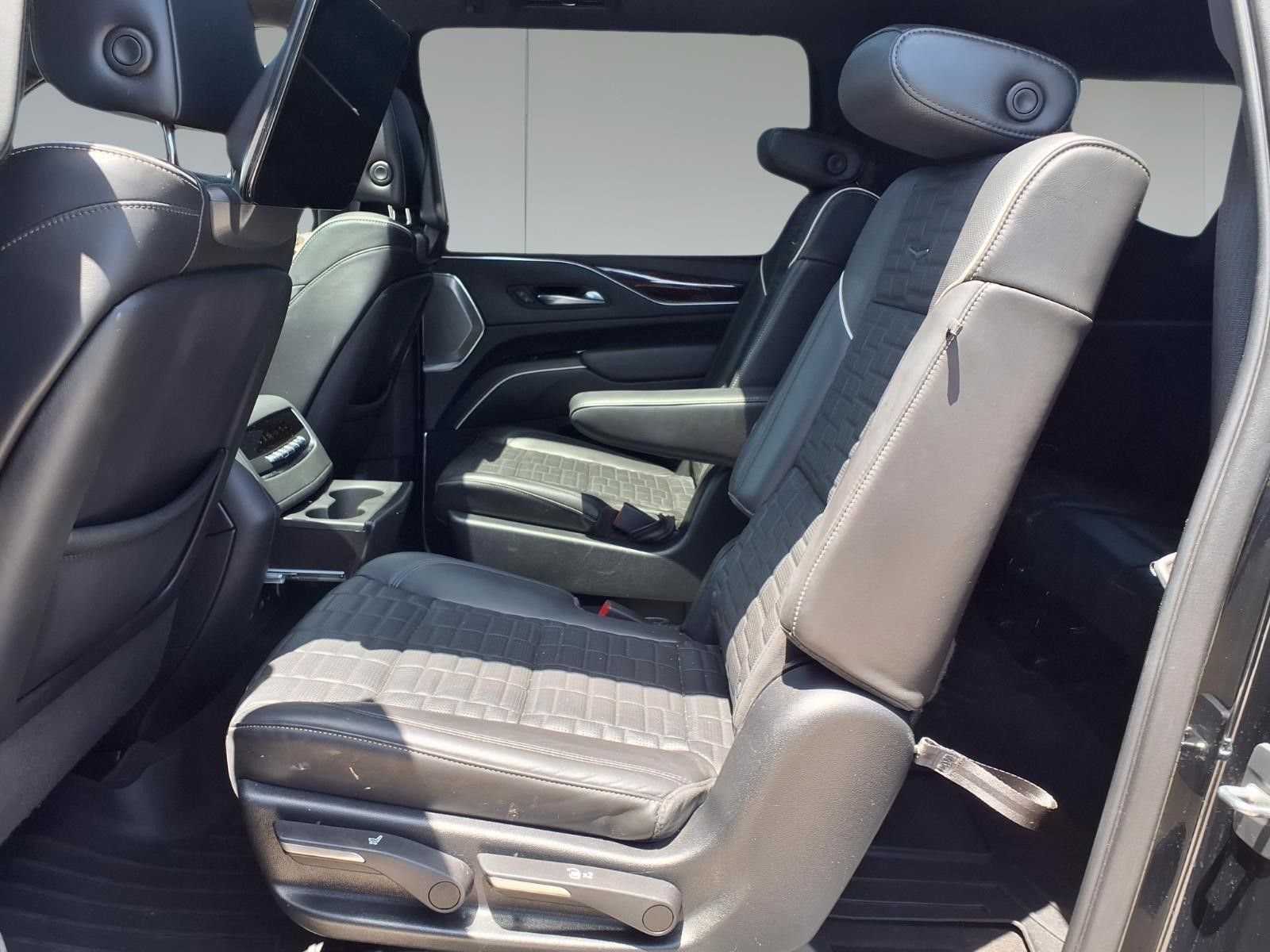 2022 Cadillac Escalade ESV Sport Platinum Black at Ultimate Motorsports