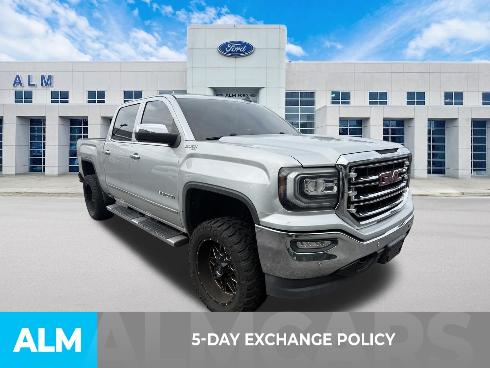 Used 2017 Silver GMC SLT image 3