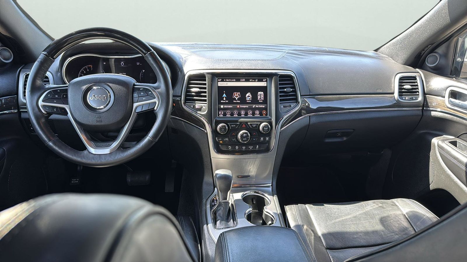 Used Car 2018 Jeep Grand Cherokee  Overland For Sale Under $25,000 In Austin, Texas