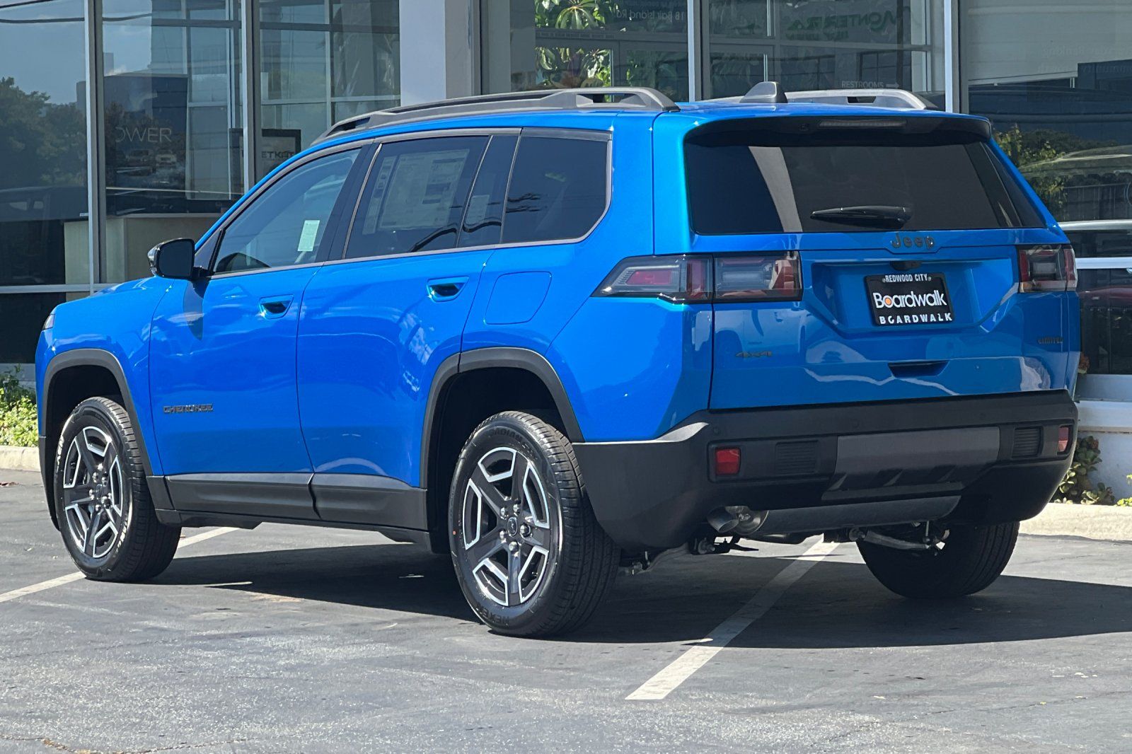 View vehicle photo 6