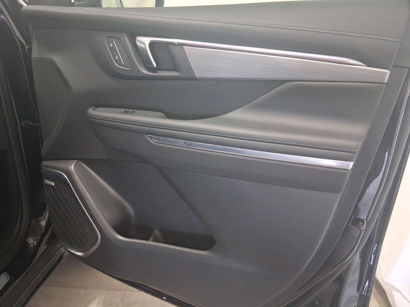 Used Car 2025 Buick Enclave  Preferred For Sale Under $40,000 In Austin, Texas