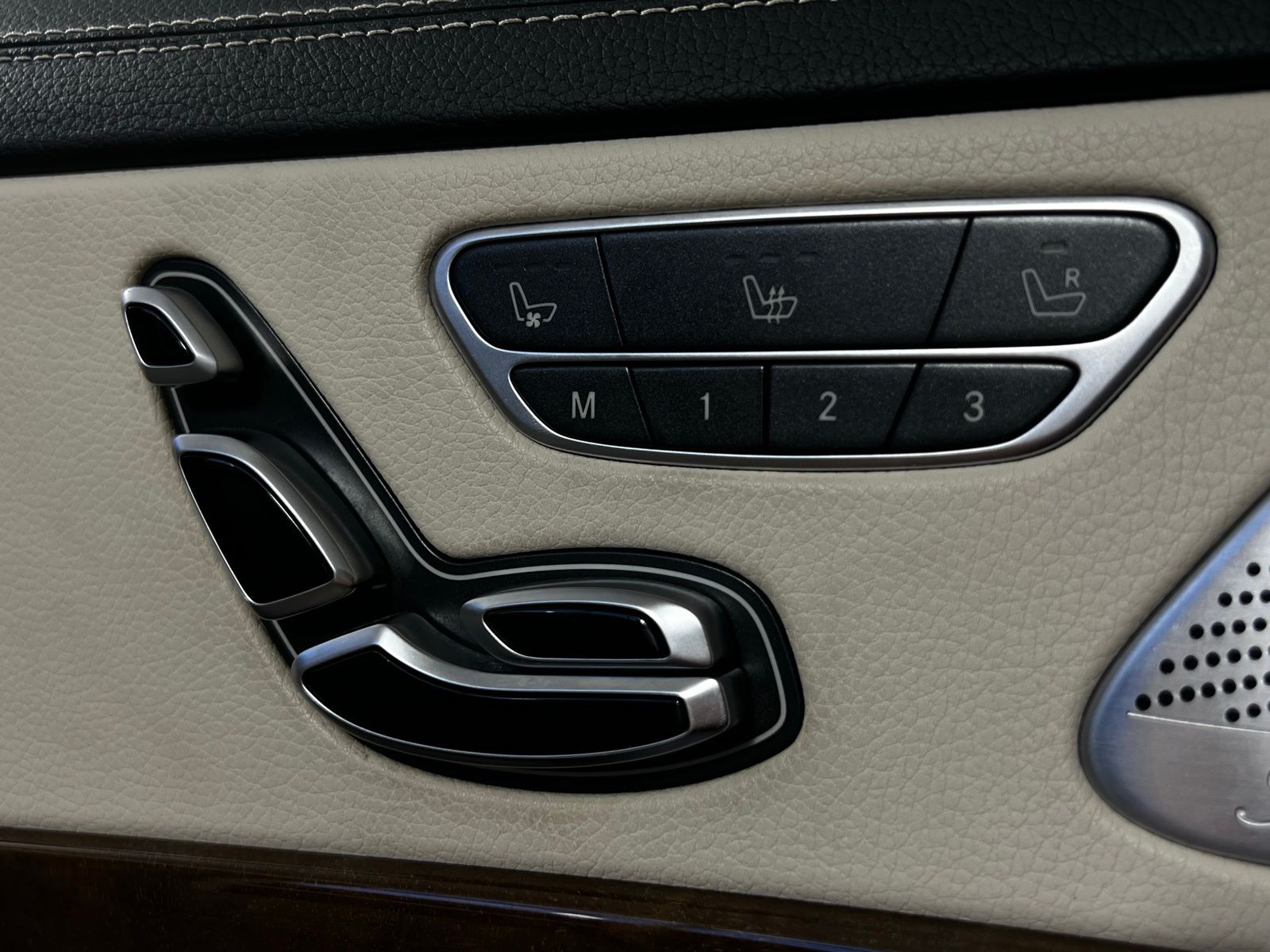 2015 Mercedes-Benz S-Class S 550 7