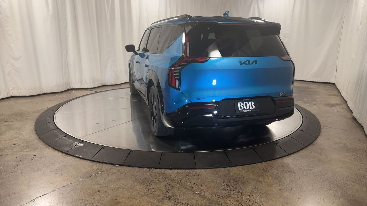 2026 Kia EV9 Land photo 6