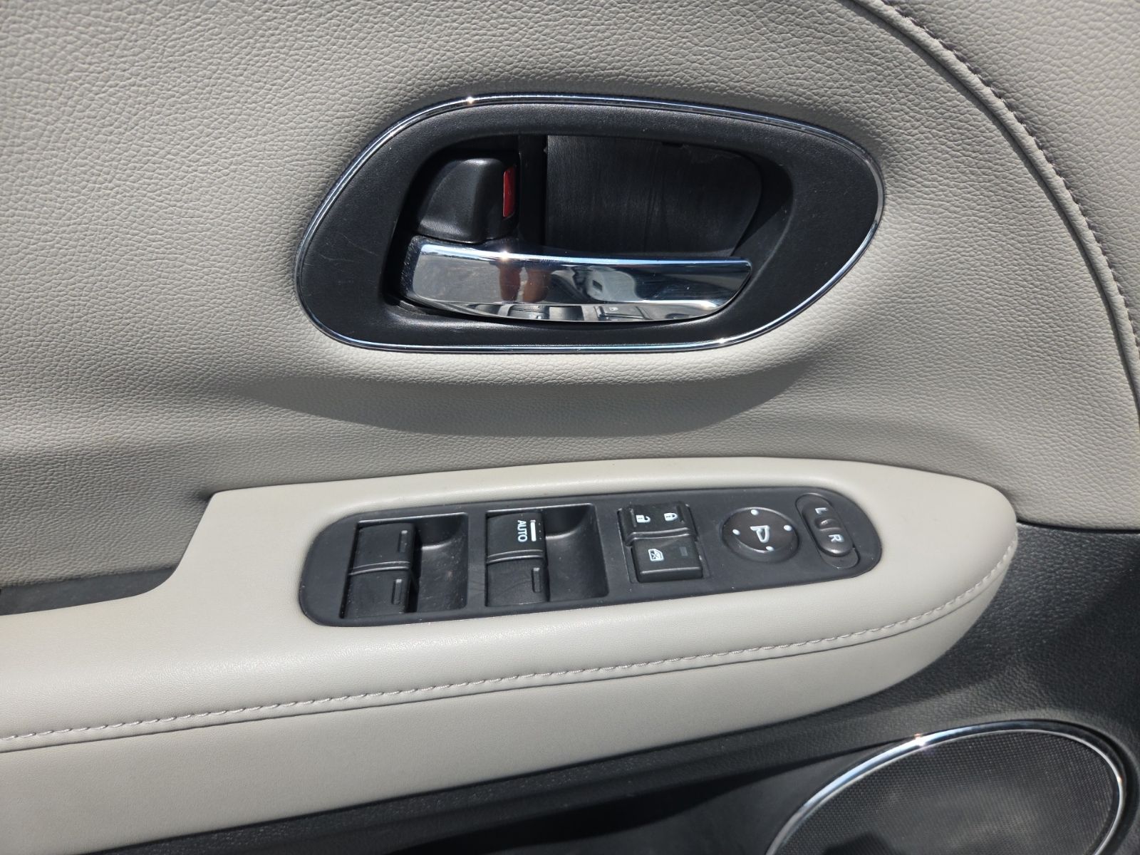 used 2016 Honda HR-V car, priced at $18,250