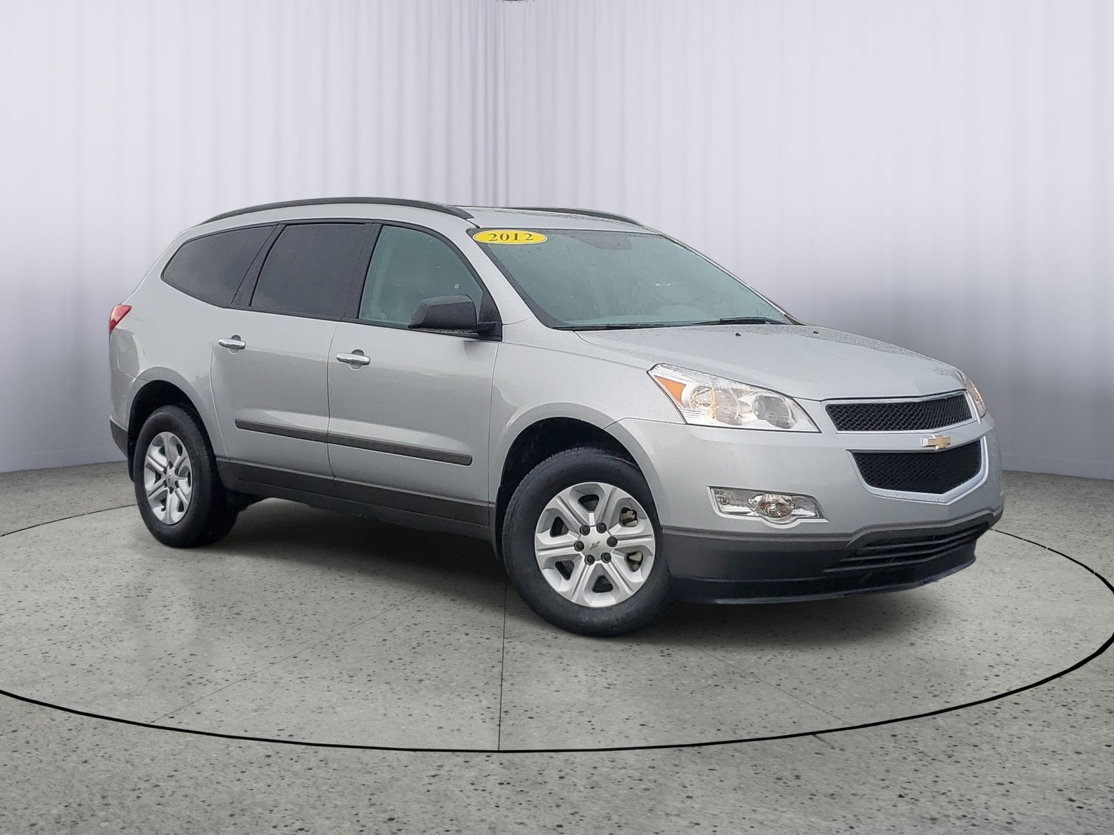 2012 Chevrolet Traverse Plata (Silver Ice Metallic) SUV/Crossover Tracción delantera 6 velocidades Automática marcha alta