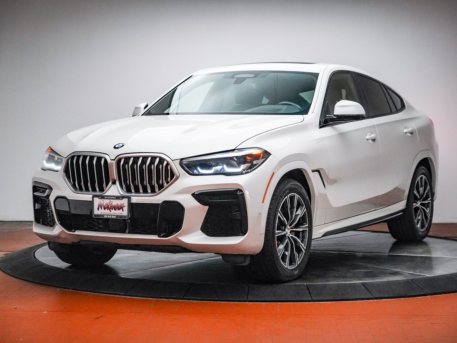 2023 BMW X6 xDrive40i AWD