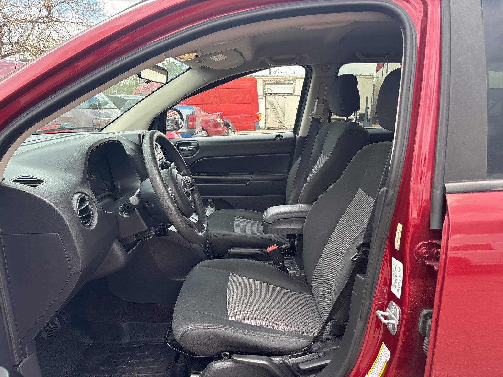 2014 Jeep Compass Sport photo