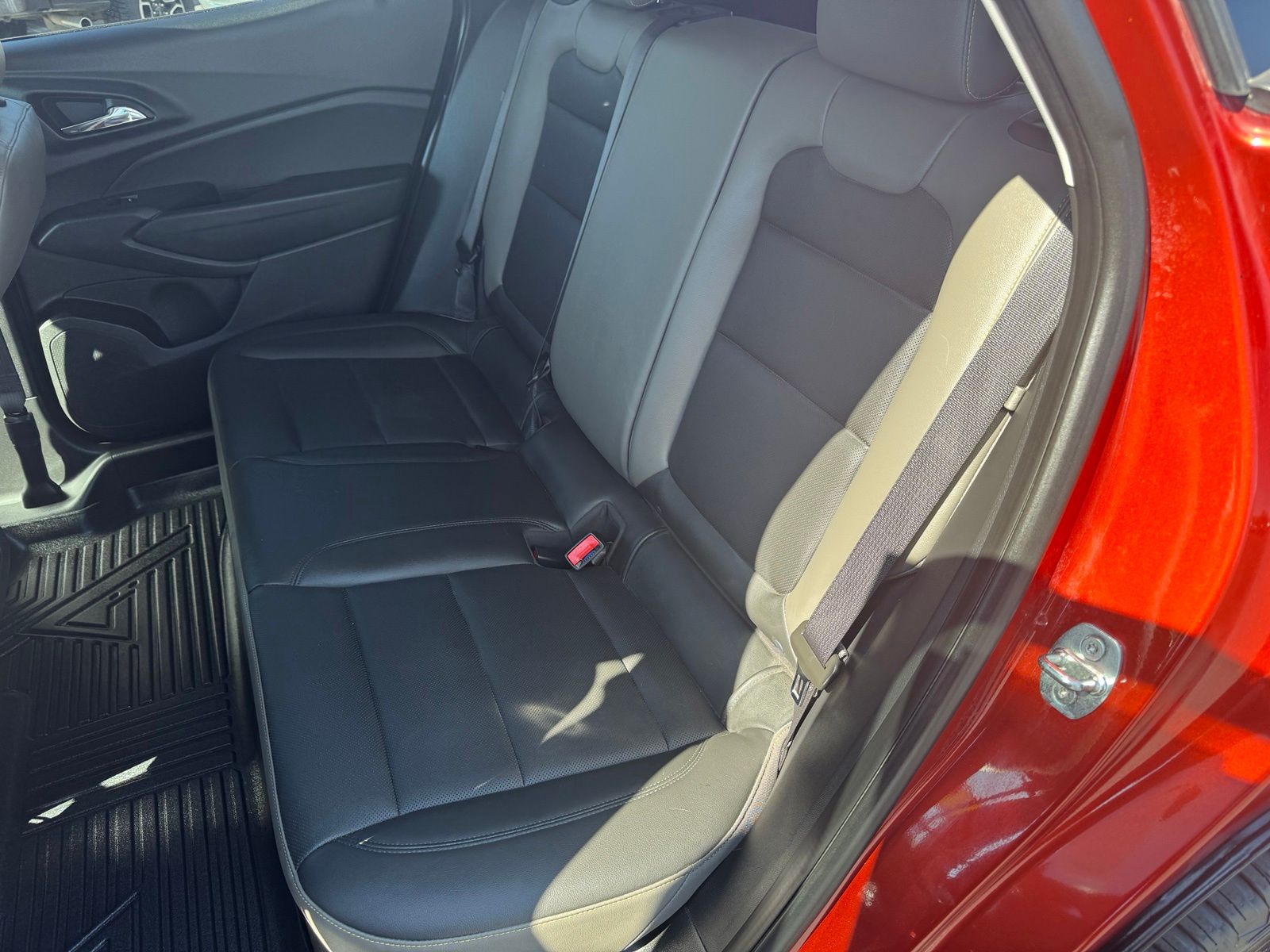 Used 2024 Chevrolet Trax SUV