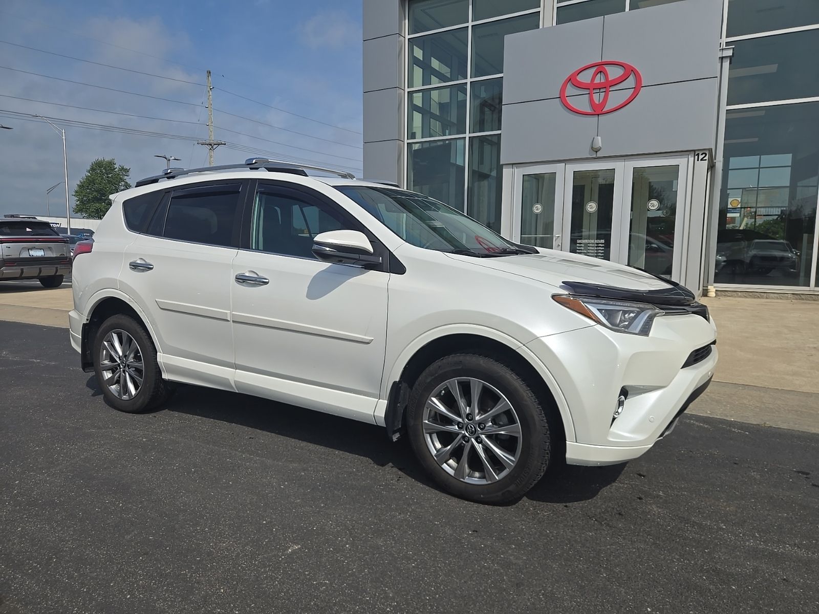 2017 Toyota RAV4 Platinum