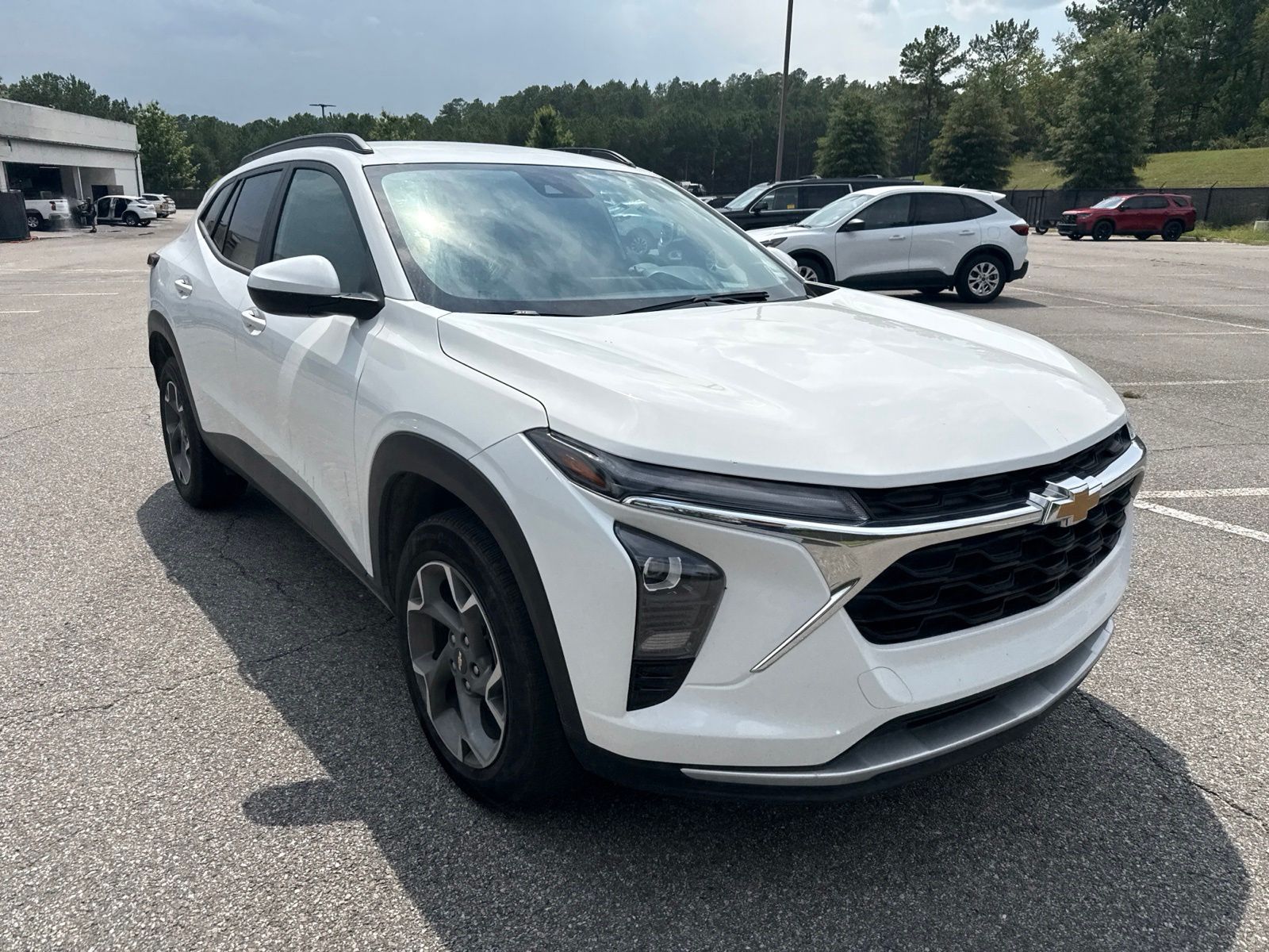 Used 2025 Chevrolet Trax SUV