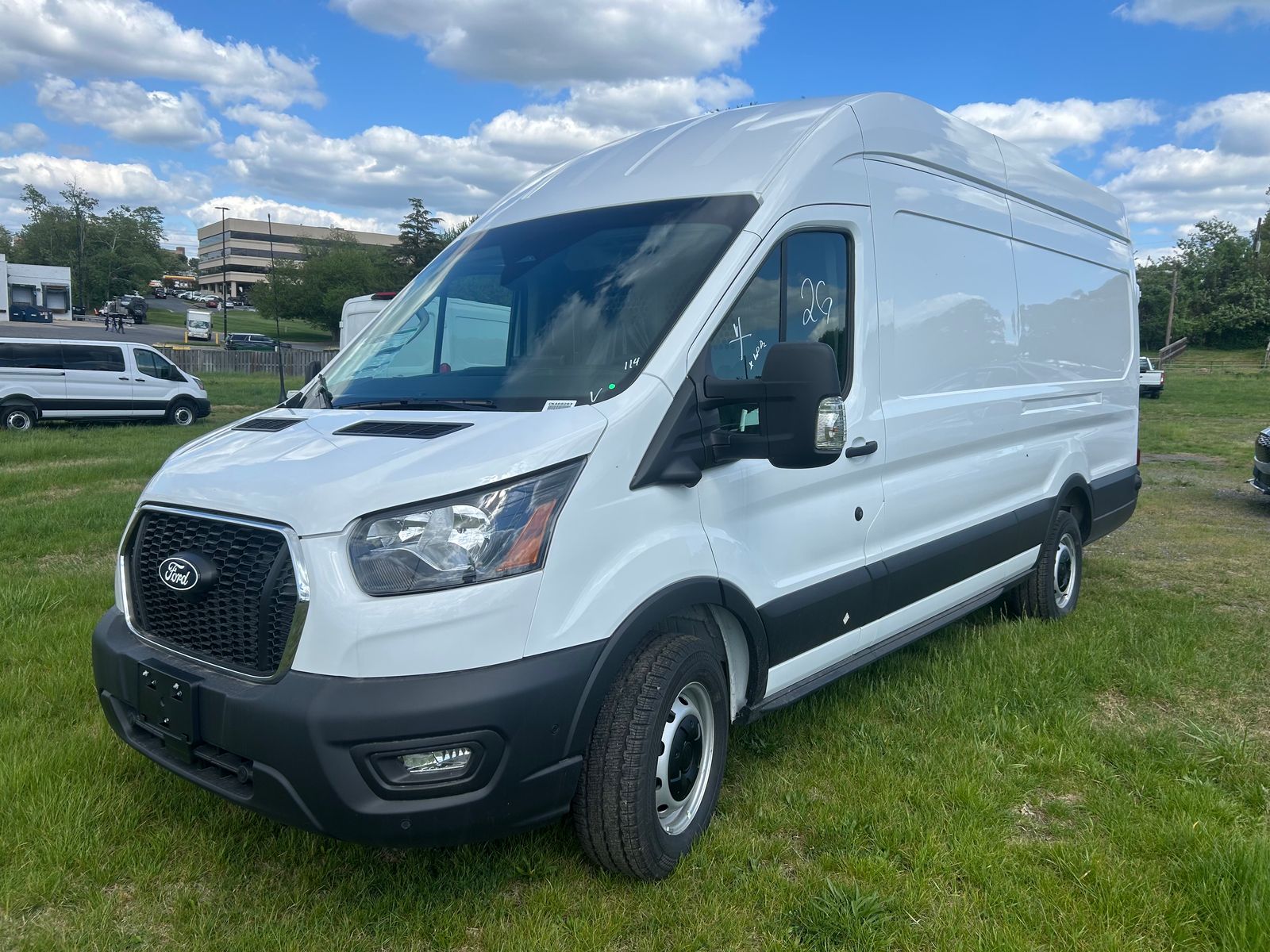 New 2026 Oxford White Ford Base image 4