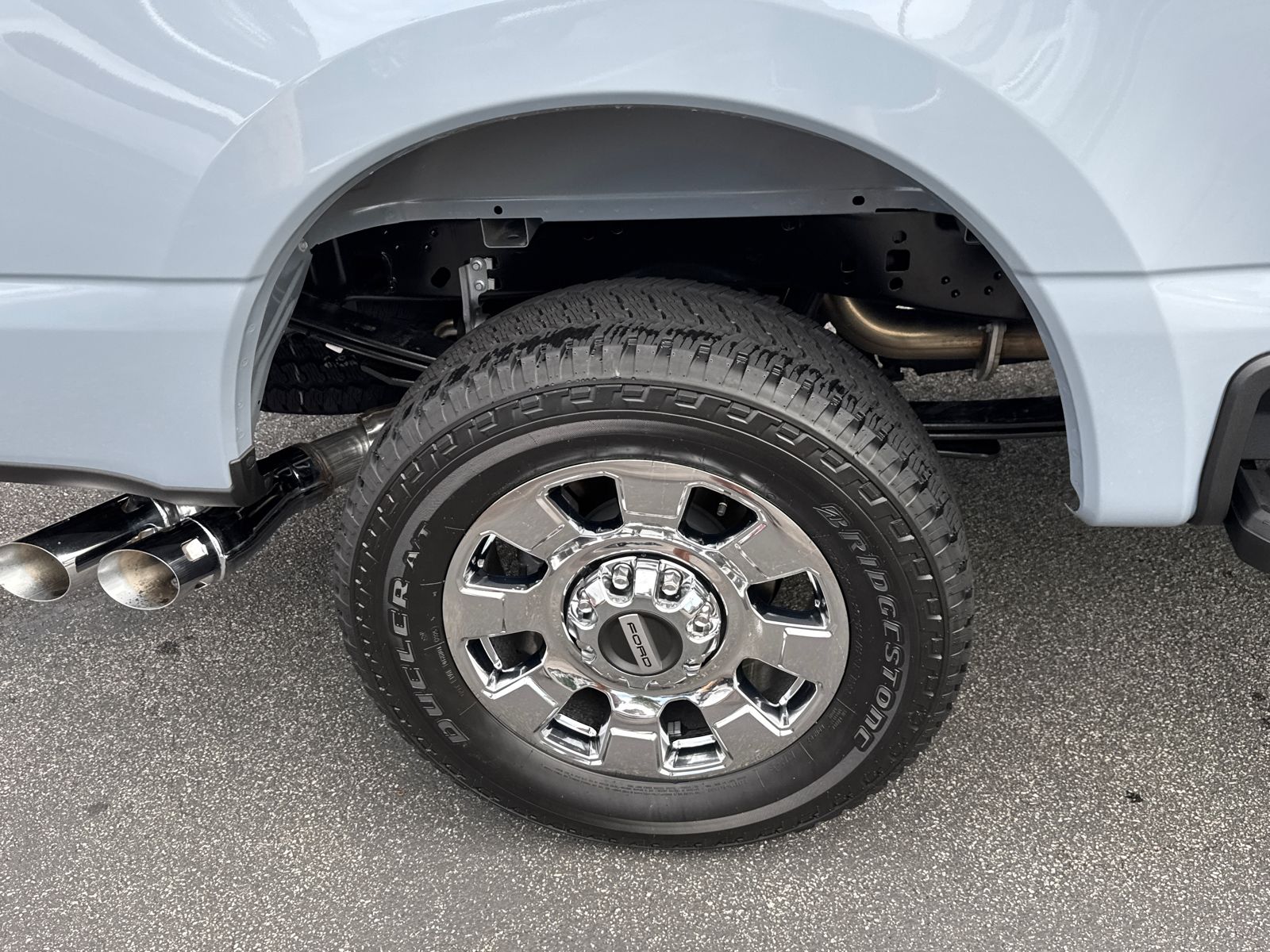2025 Ford F-250 Lariat photo 16