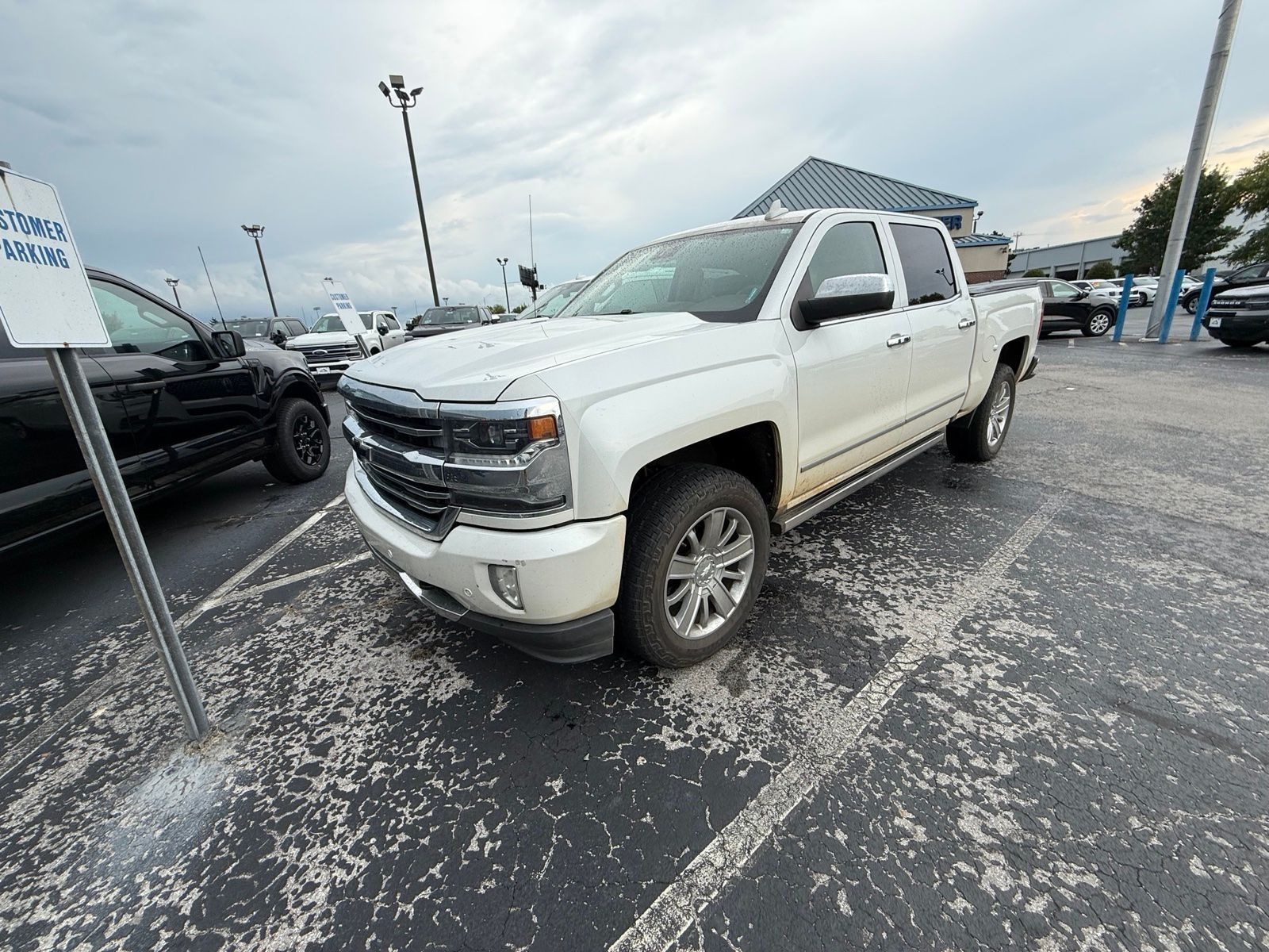 White 2016 Chevrolet Silverado 1500 Pickup Truck Four-Wheel Drive 8-Speed Automatic Overdrive