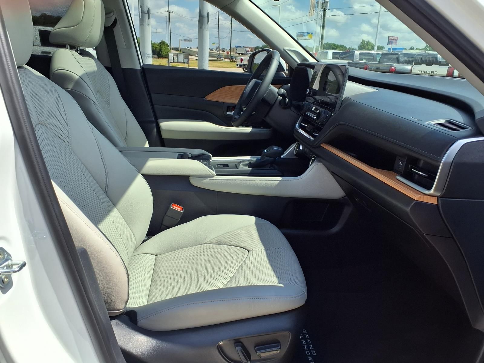 2026 Toyota Grand Highlander Limited Off-white at Don McGill Toyota