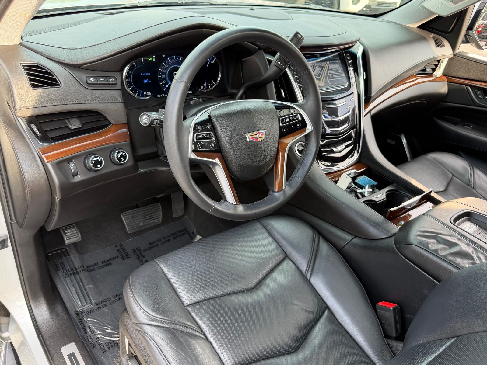 Used 2017 Radiant Silver Metallic Cadillac Luxury image 23