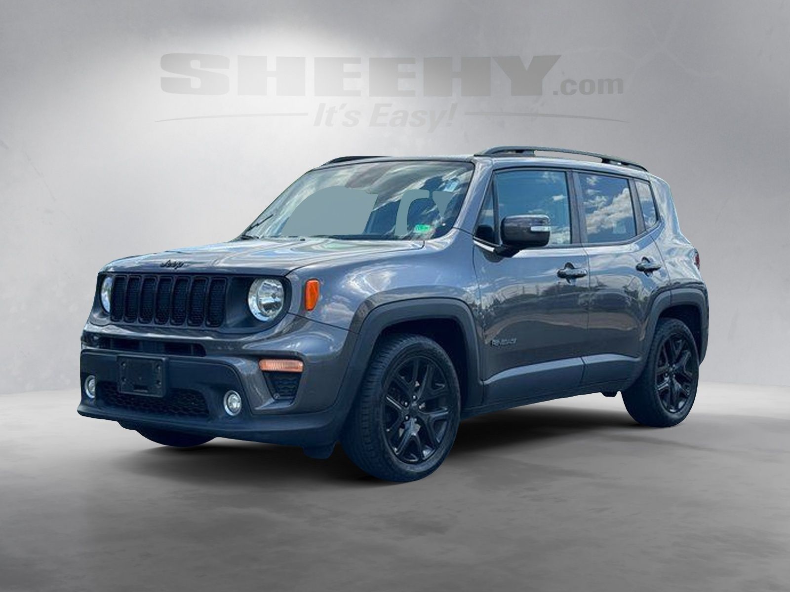 Used 2019 Gray Jeep Latitude image 14