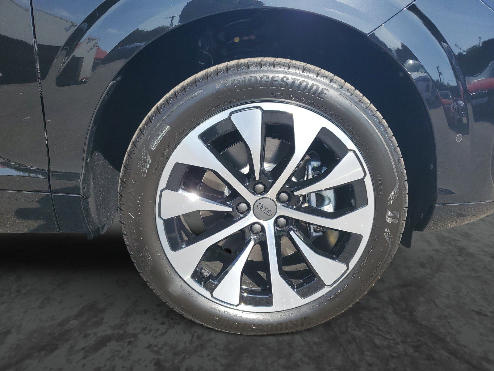 Vehicle photo