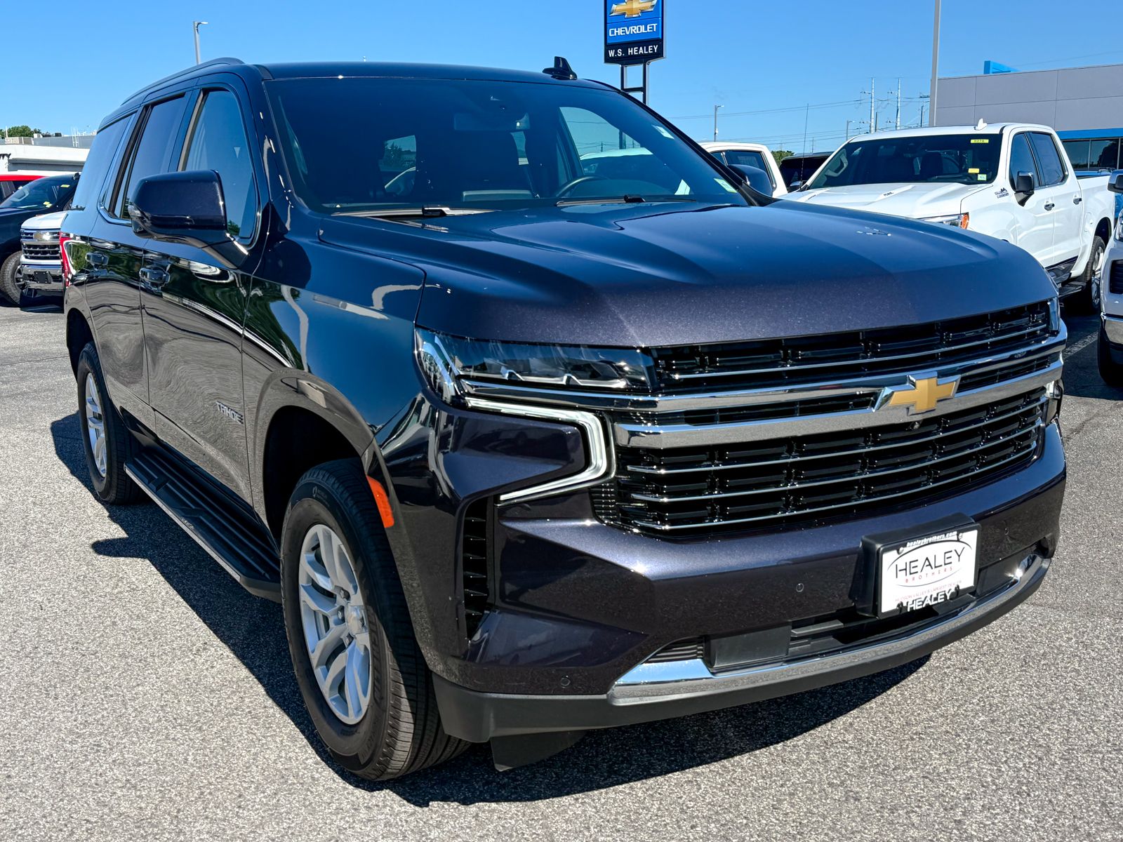 Dark Ash Metallic 2024 Chevrolet Tahoe SUV / Crossover Four-Wheel Drive
