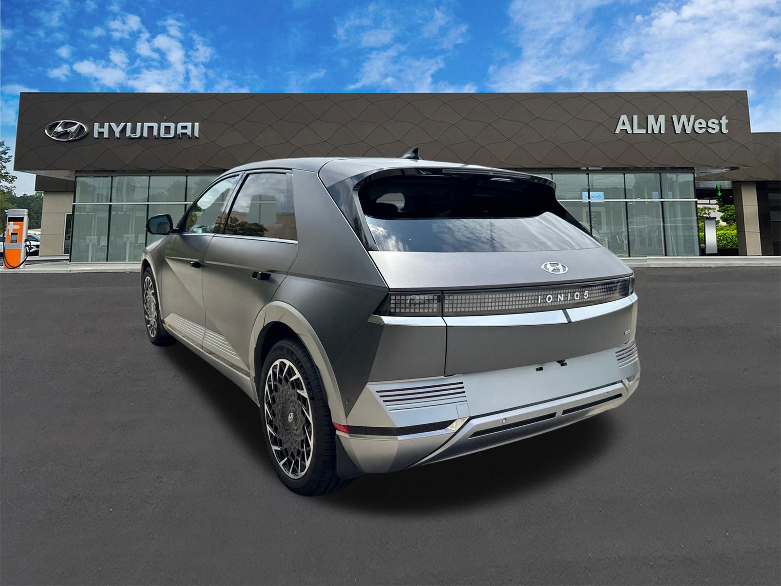 Used 2024 Gray Hyundai Limited image 7