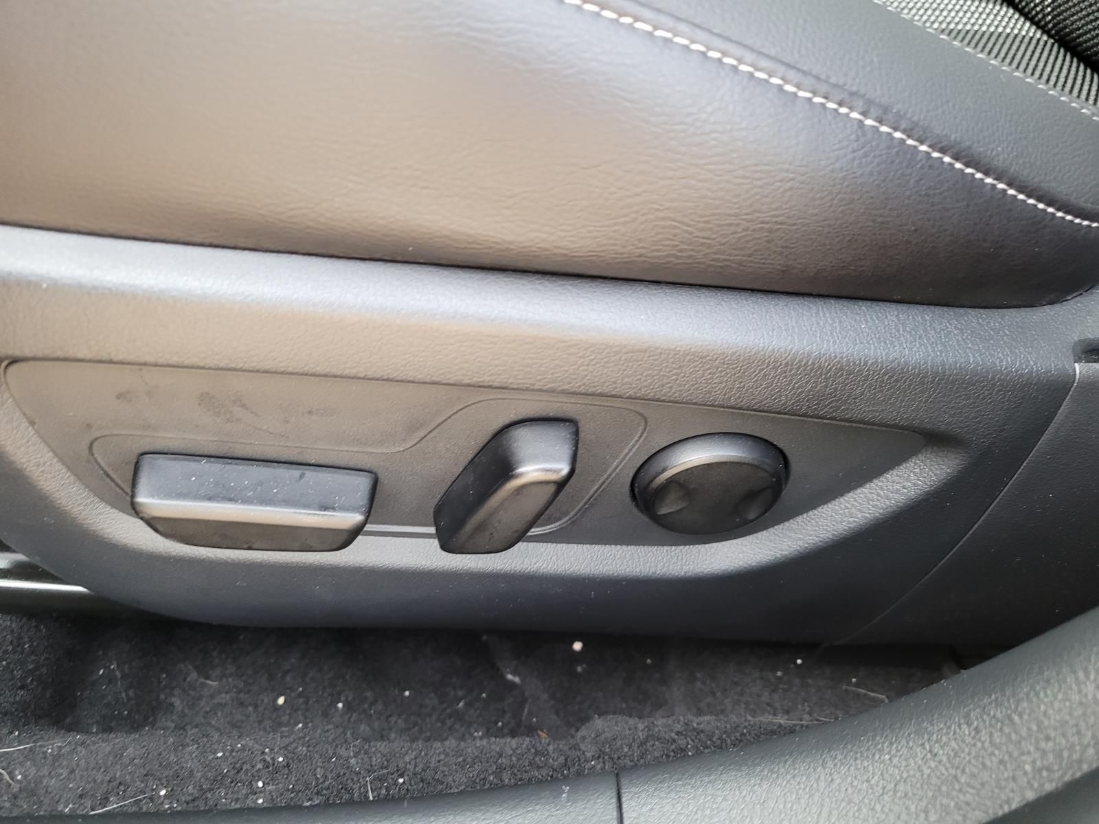 used 2025 Mazda CX-50 car, priced at $31,500