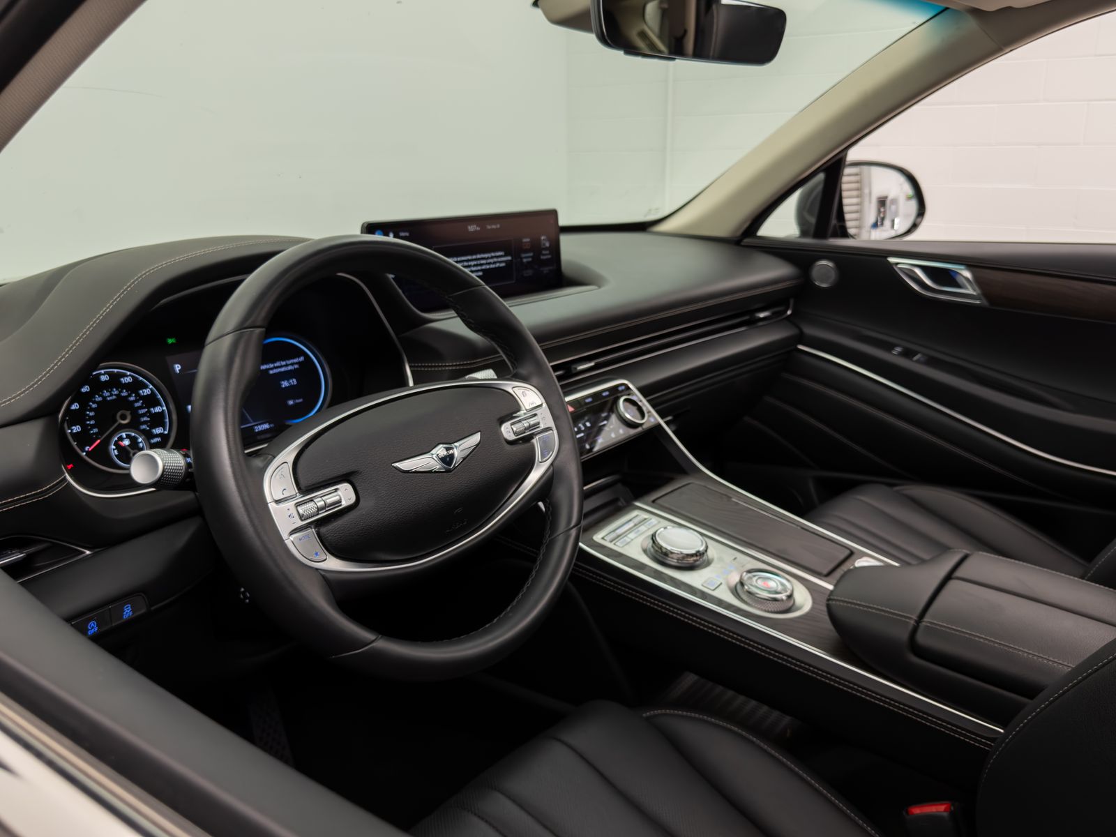 2024 GENESIS GV80 Standard - Photo 15
