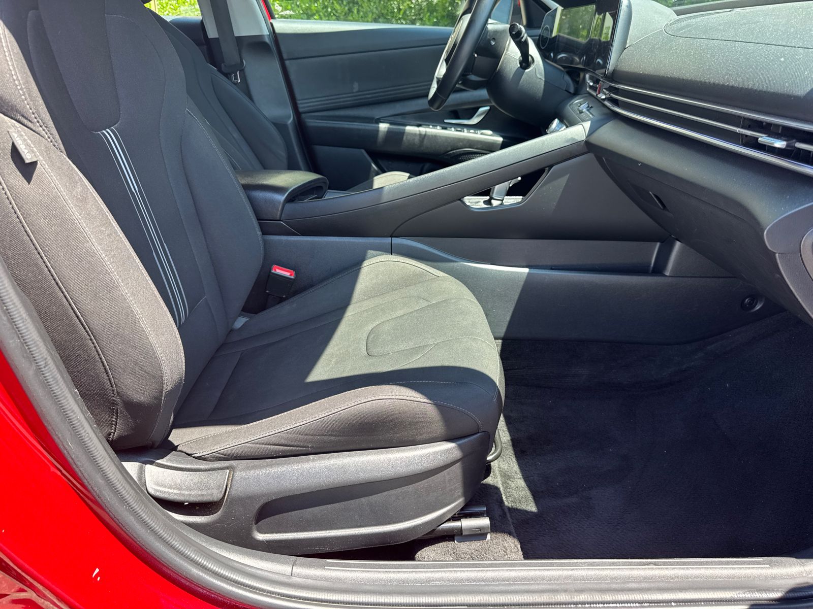 Used 2024 Red Hyundai SEL image 13