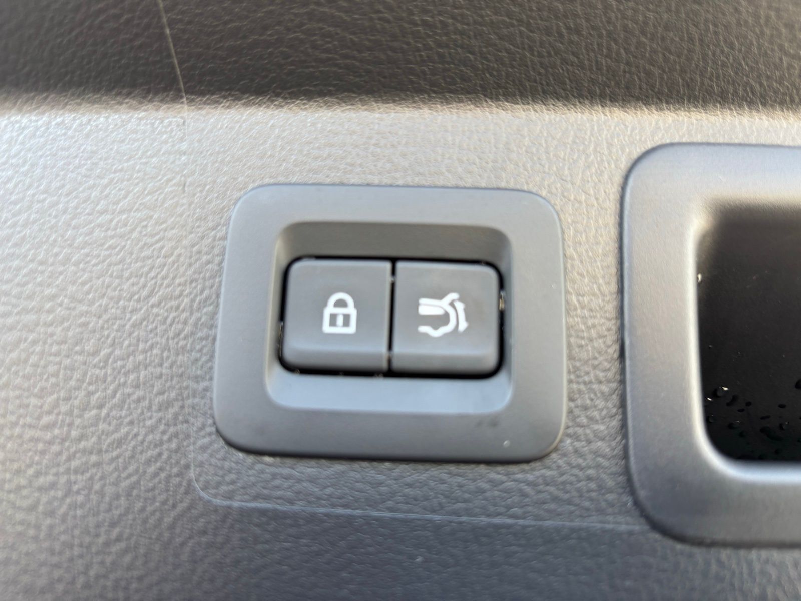 Used Car 2025 Mazda Cx-50 Hybrid  Premium Plus For Sale Under $35,000 In Austin, Texas