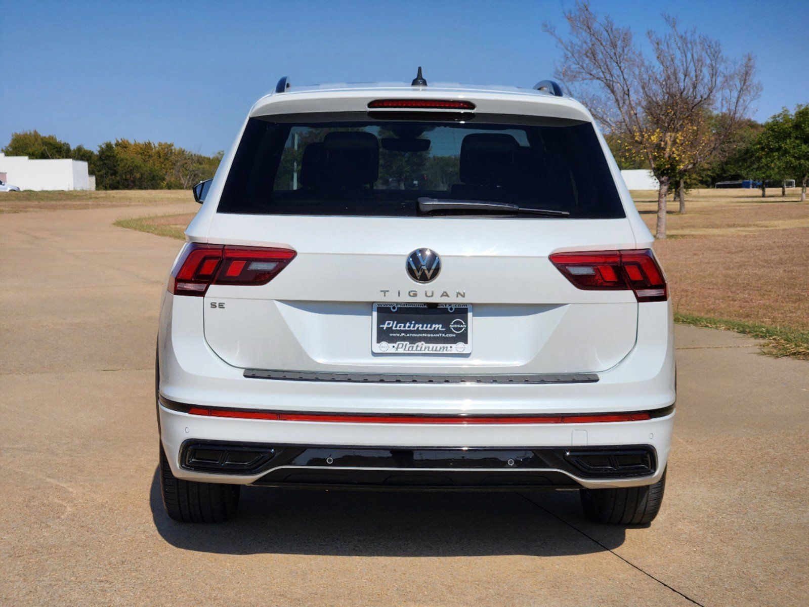 2023 Volkswagen Tiguan 2.0T SE R-Line Black 8