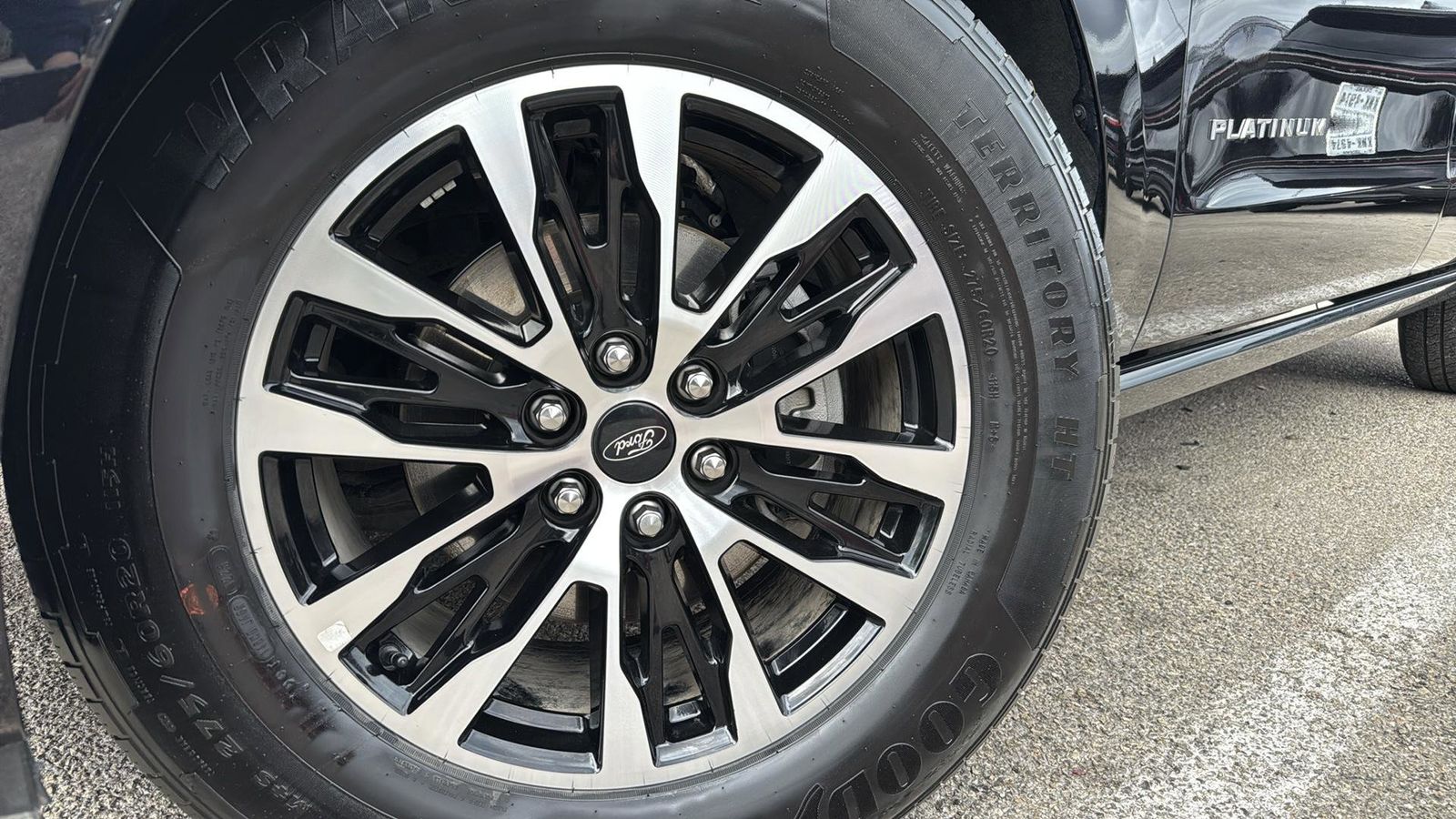 Used Car 2025 Ford Expedition  Platinum For Sale Under $80,000 In Austin, Texas