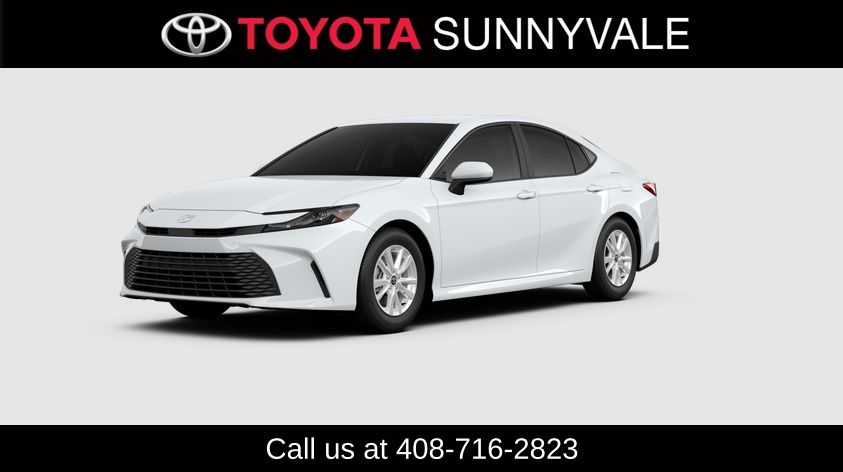 2020 Toyota Camry 2.5 Auto LE's photo