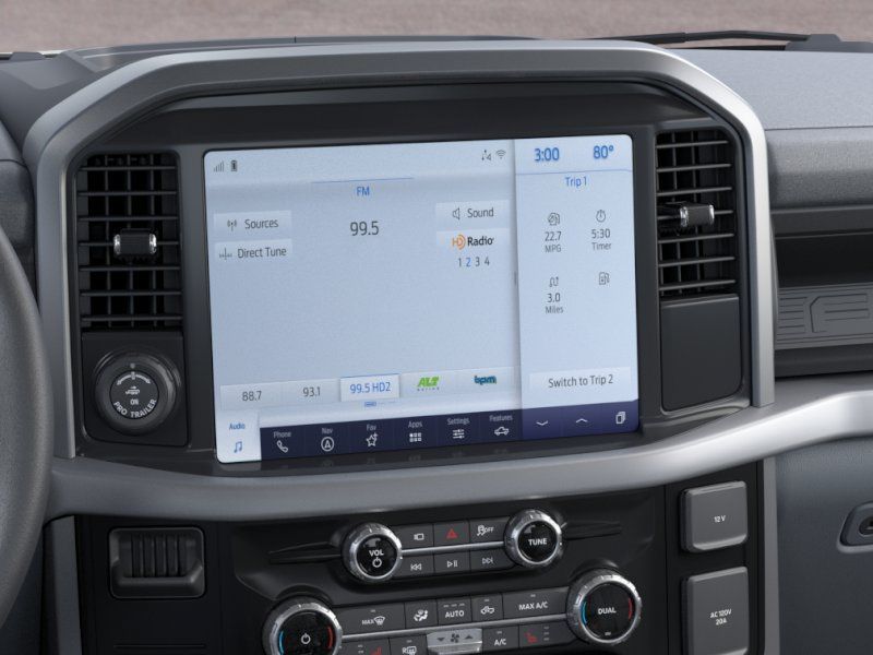 New 2025 Oxford White Ford XLT image 14