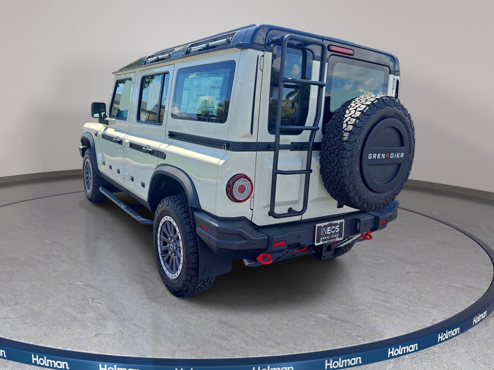 View vehicle photo 7