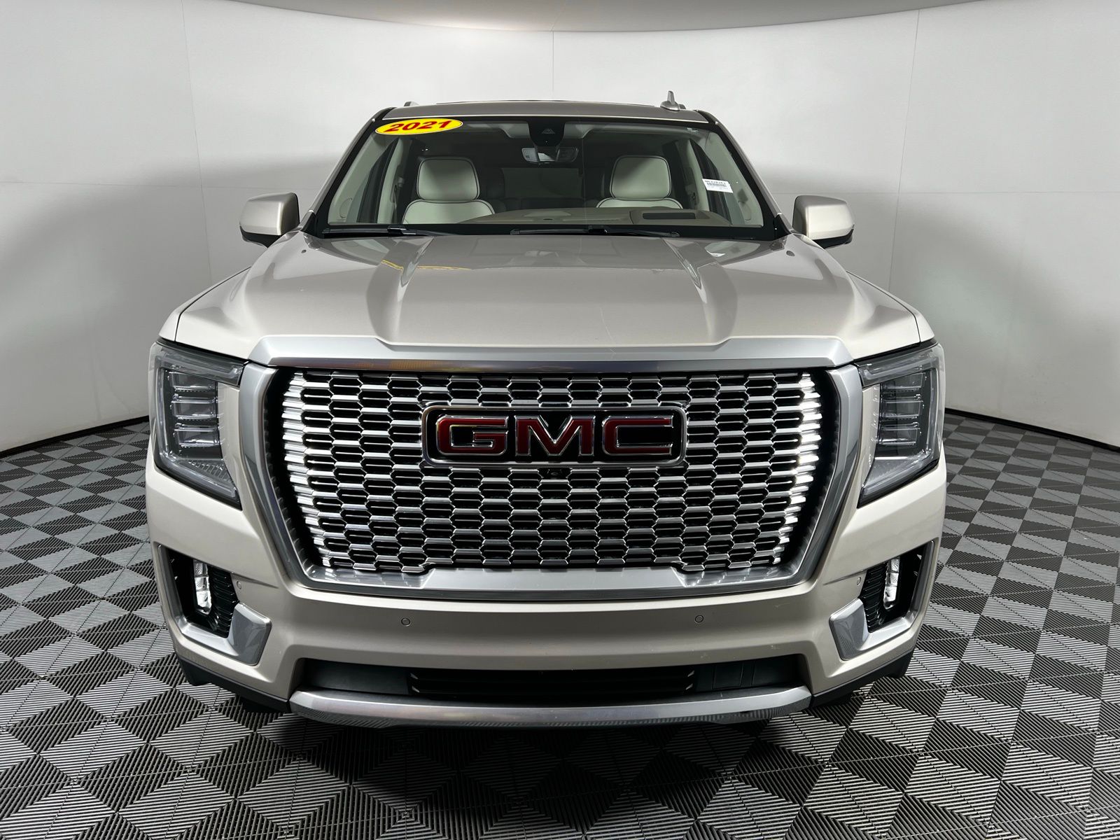 2021 GMC Yukon Denali 2