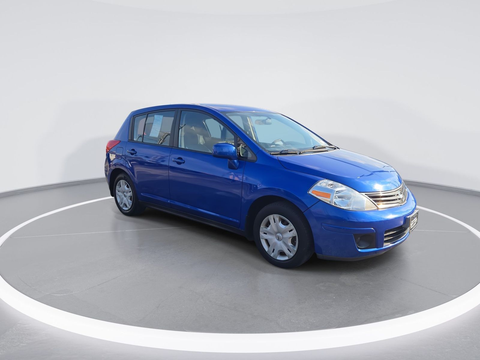 2011 Nissan Versa 1.8 S 2