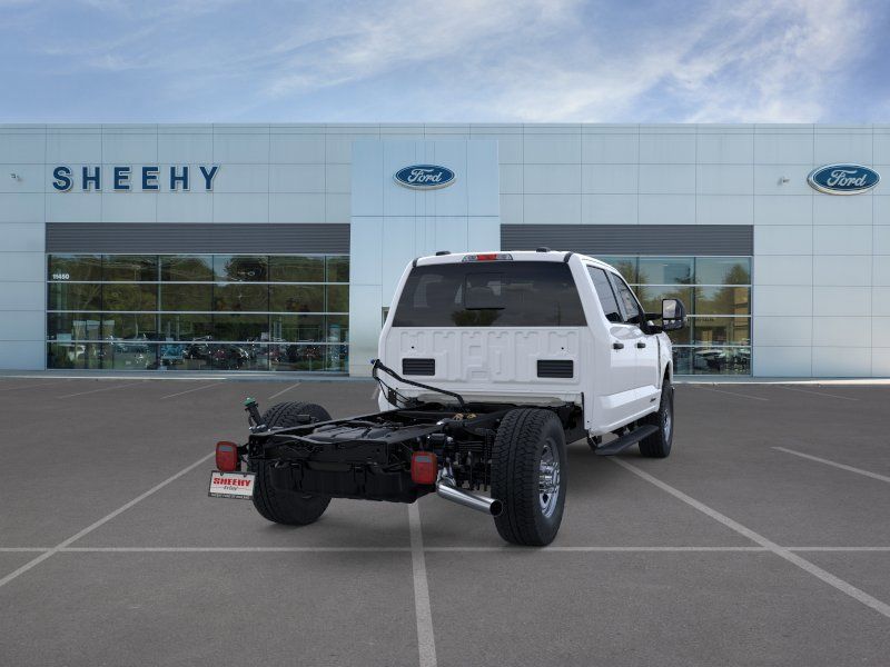 New 2026 Oxford White Ford  image 8