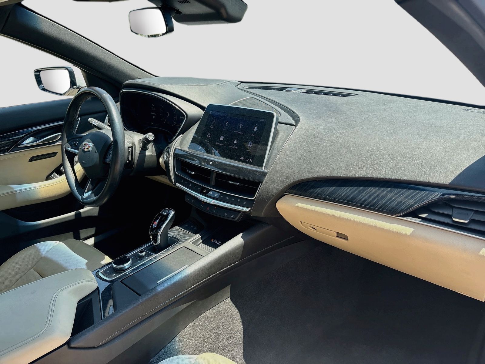 Used 2024 White Cadillac Premium Luxury image 28