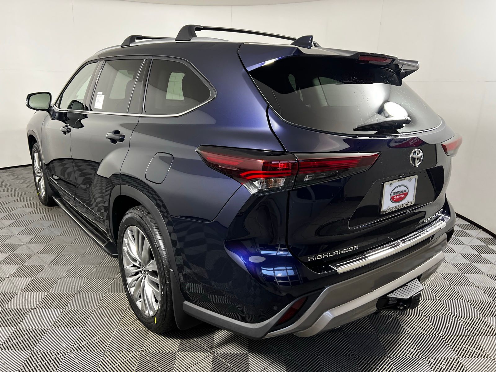 Thumbnail: 2026 Toyota Highlander - 7