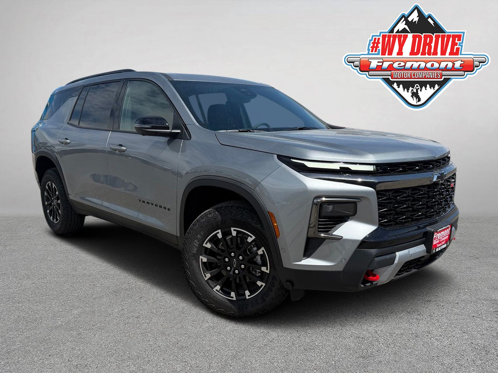 Sterling Gray Metallic 2026 Chevrolet Traverse SUV / Crossover Four-Wheel Drive 8-Speed Automatic