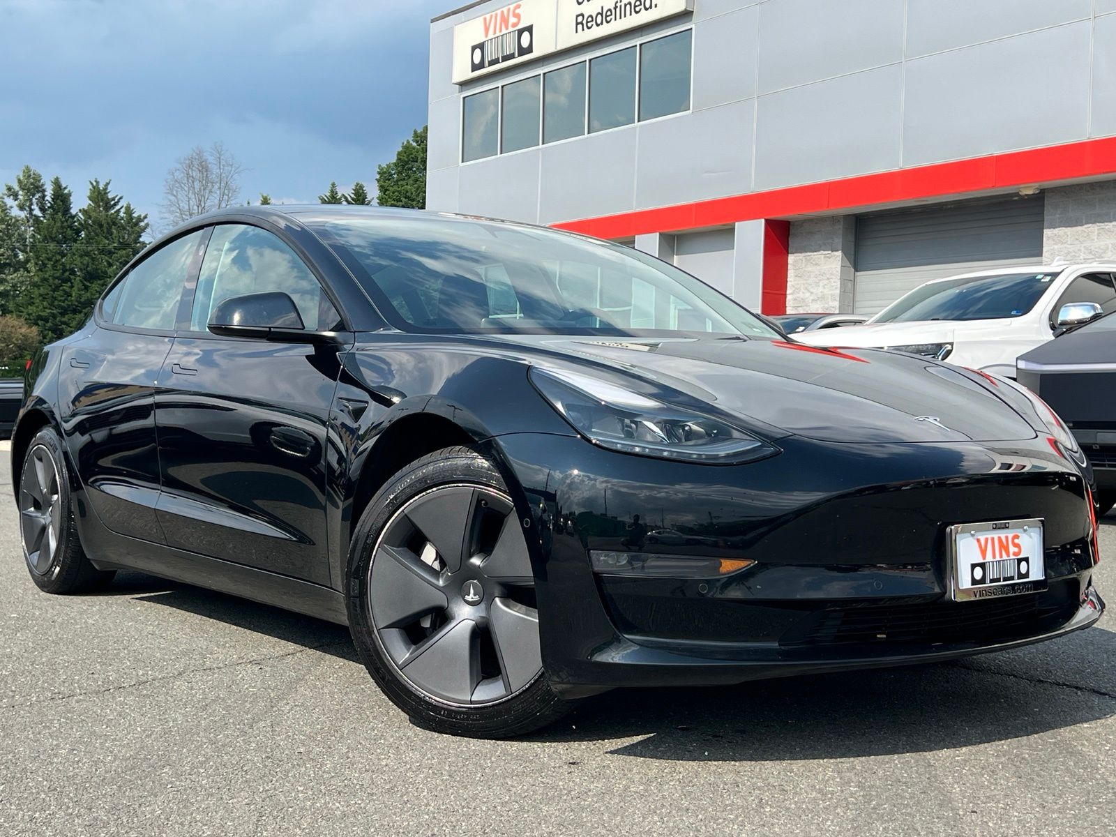 2022 Tesla Model 3 Long Range Dual Motor All-Wheel Drive's photo