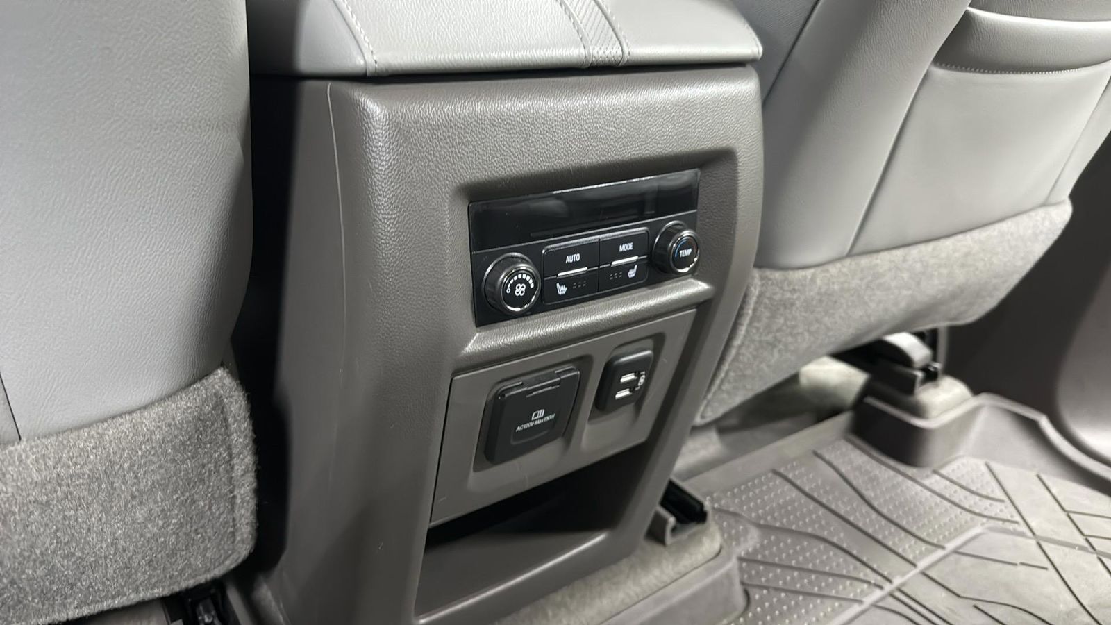 Used Car 2018 Chevrolet Traverse  Premier For Sale Under $25,000 In Austin, Texas