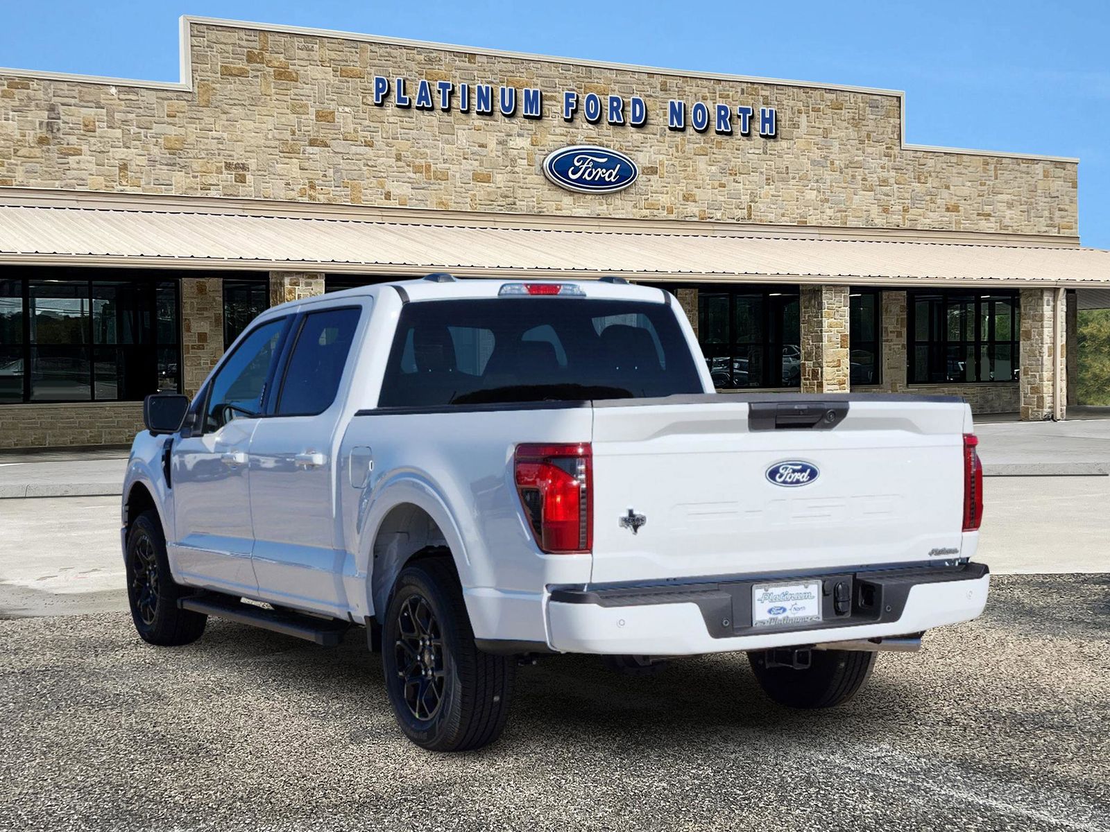 2024 Ford F-150 XLT 4