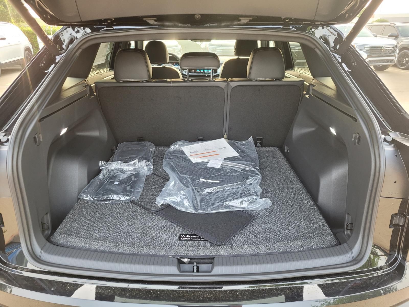 new 2026 Volkswagen Atlas Cross Sport car, priced at $41,026