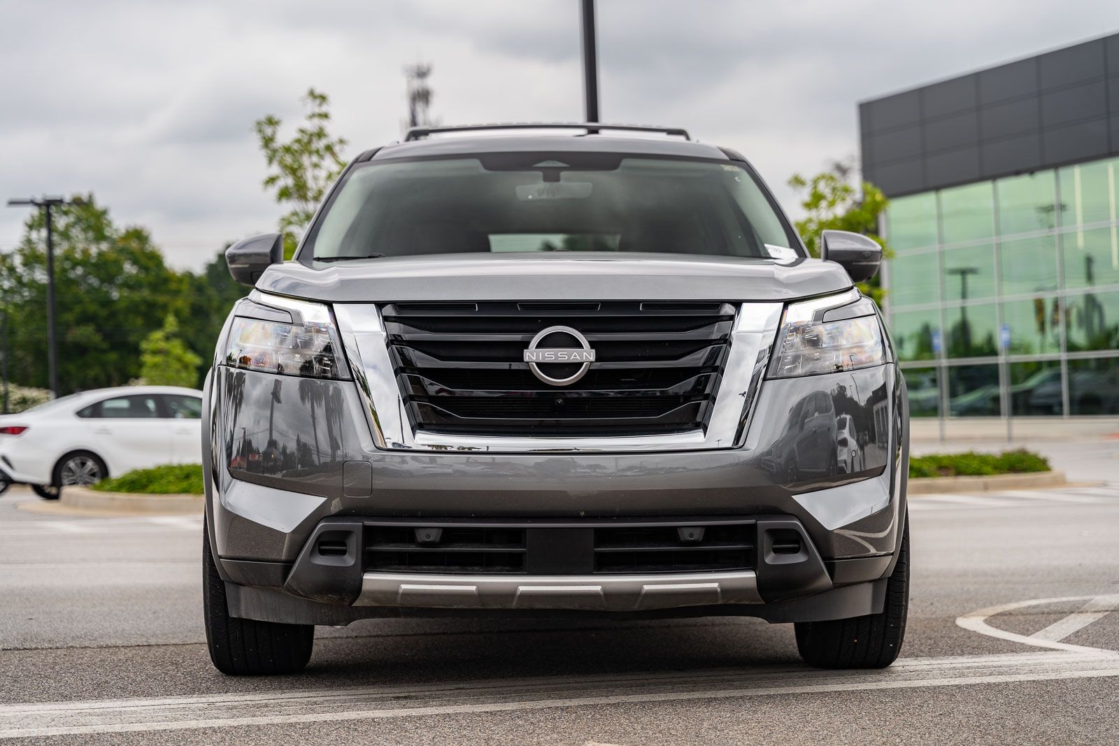 Used 2025 Nissan Pathfinder SUV