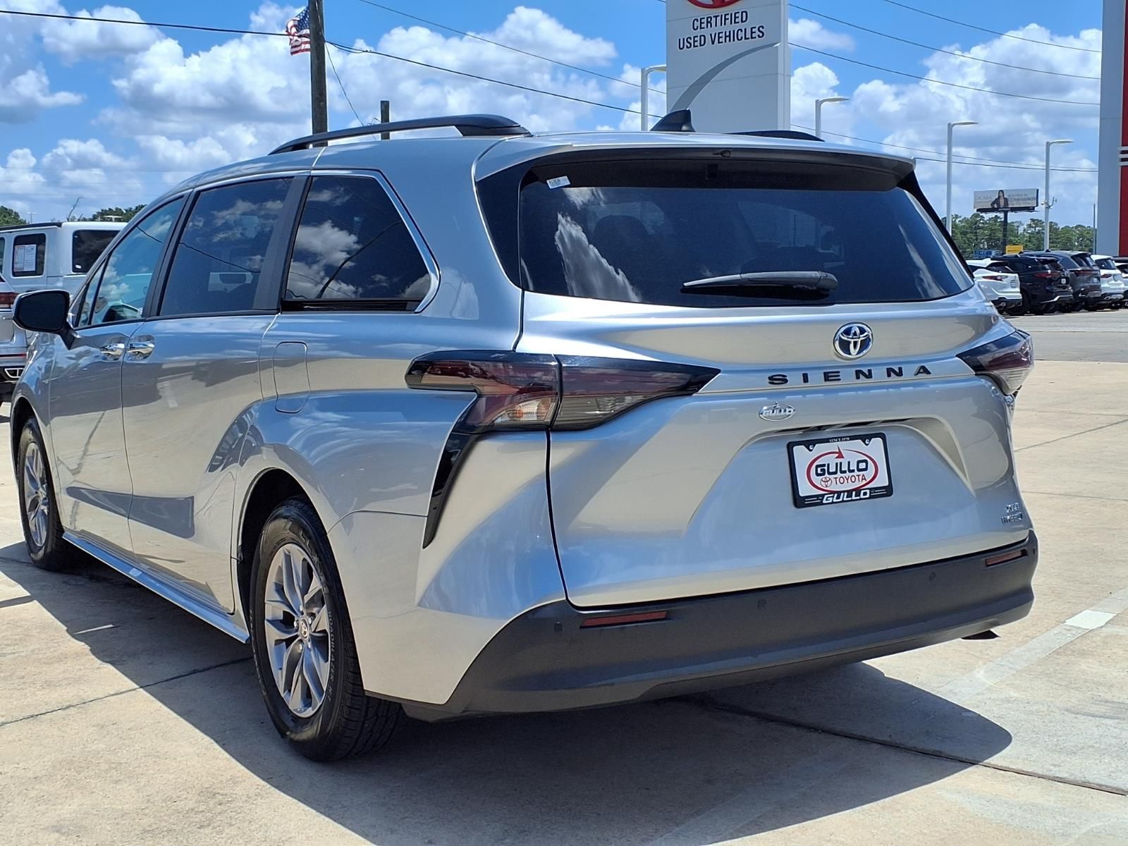 2023 Toyota Sienna XLE Silver at Don McGill Toyota