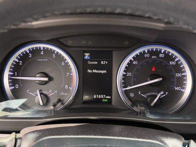 Used 2019 Blizzard Pearl Toyota Limited Platinum image 6