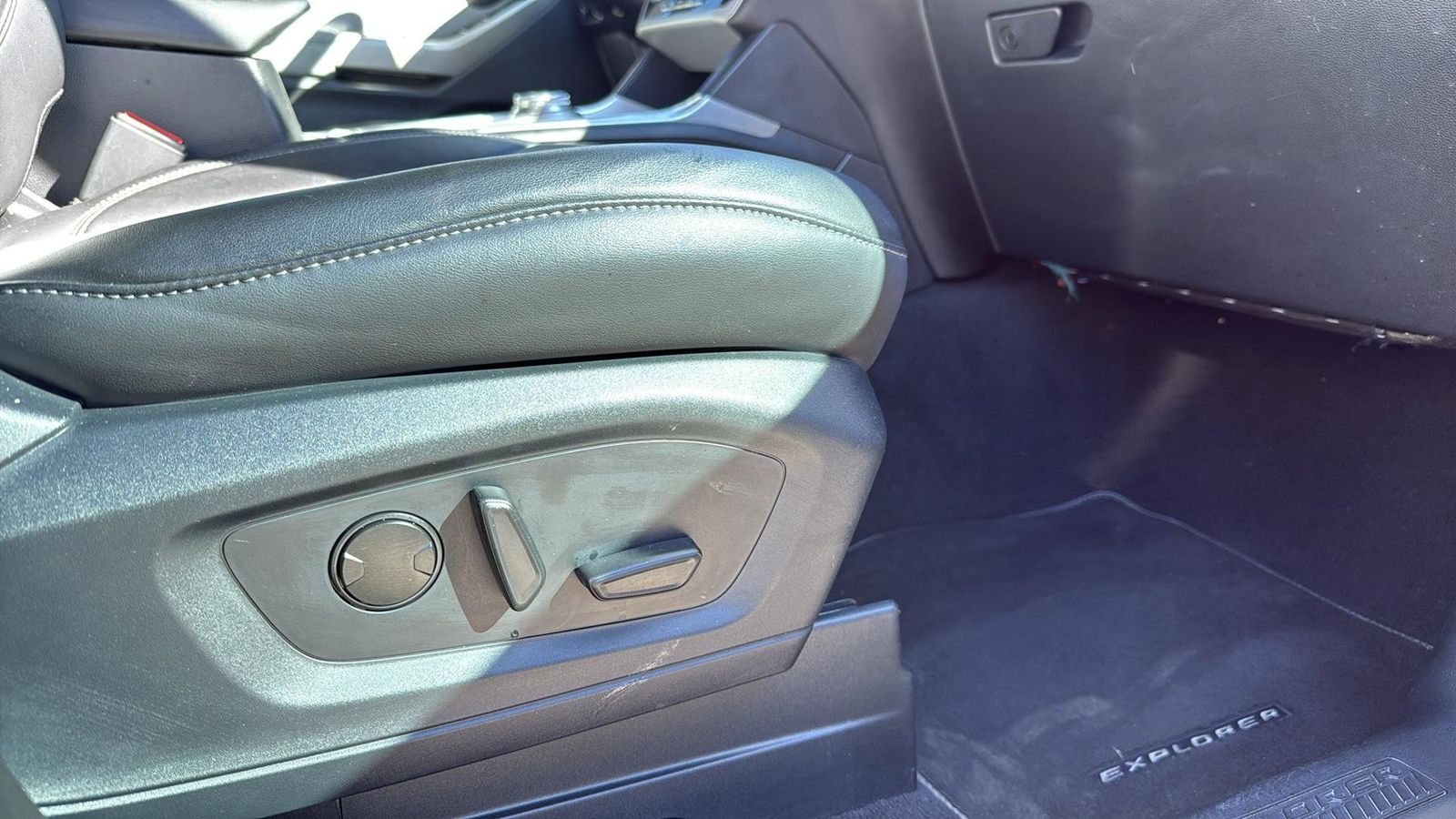 Used Car 2023 Ford Explorer  Xlt For Sale Under $30,000 In Austin, Texas