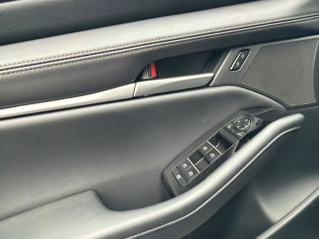 2026 Mazda Mazda3 Select Sport - Photo 31