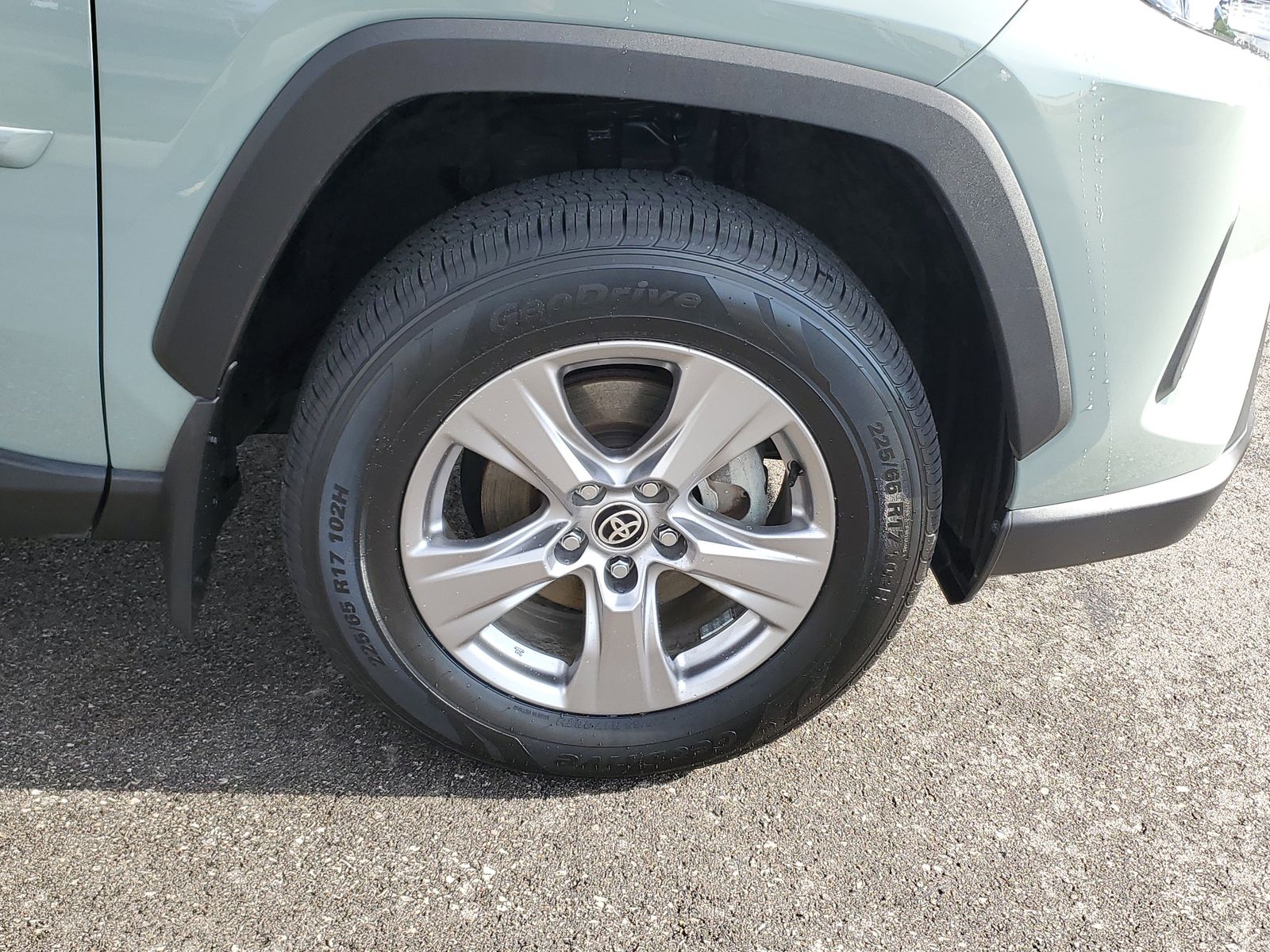 View vehicle photo 6