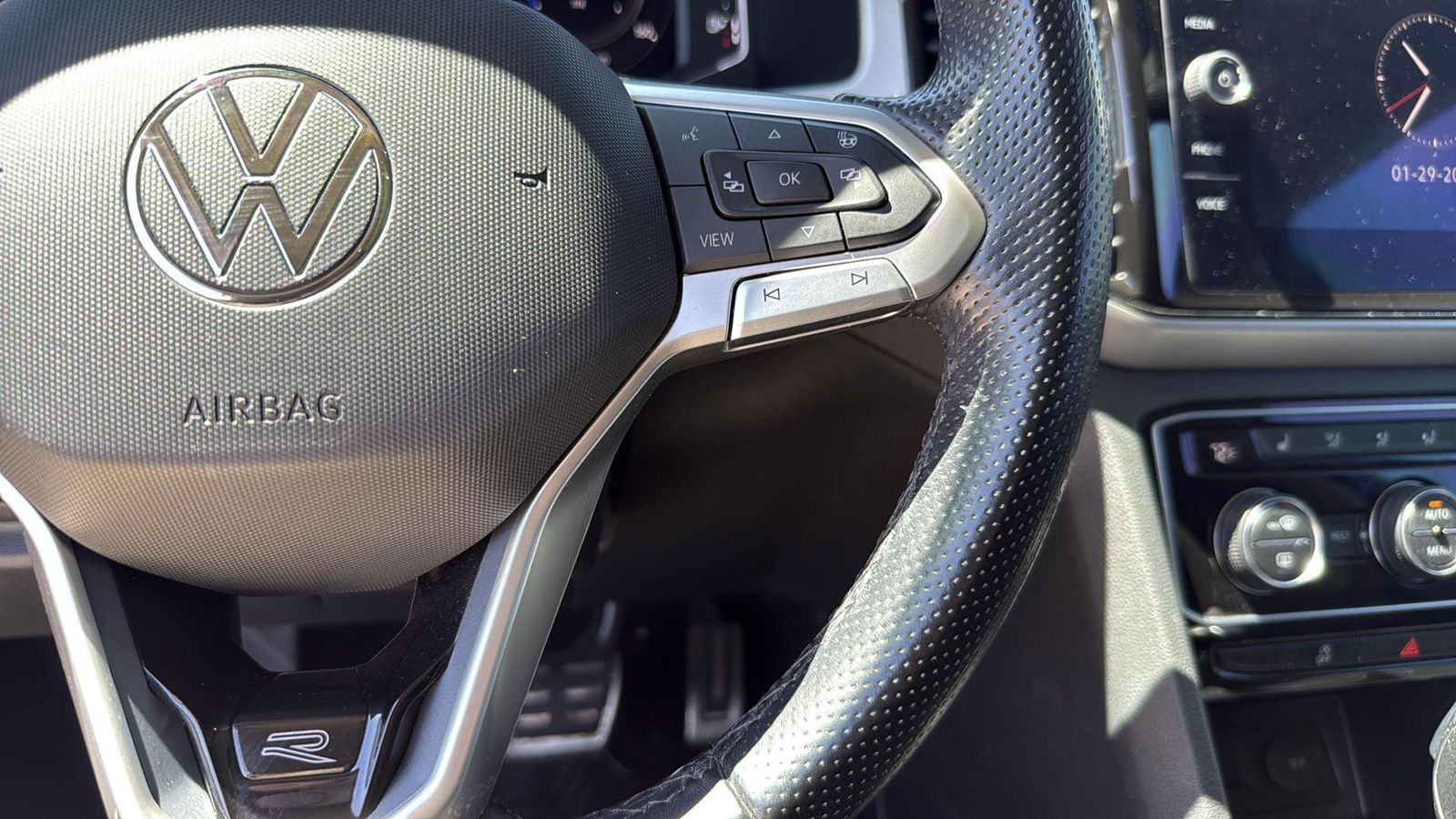 Used Car 2023 Volkswagen Atlas  3.6l V6 Sel R-line For Sale Under $35,000 In Austin, Texas