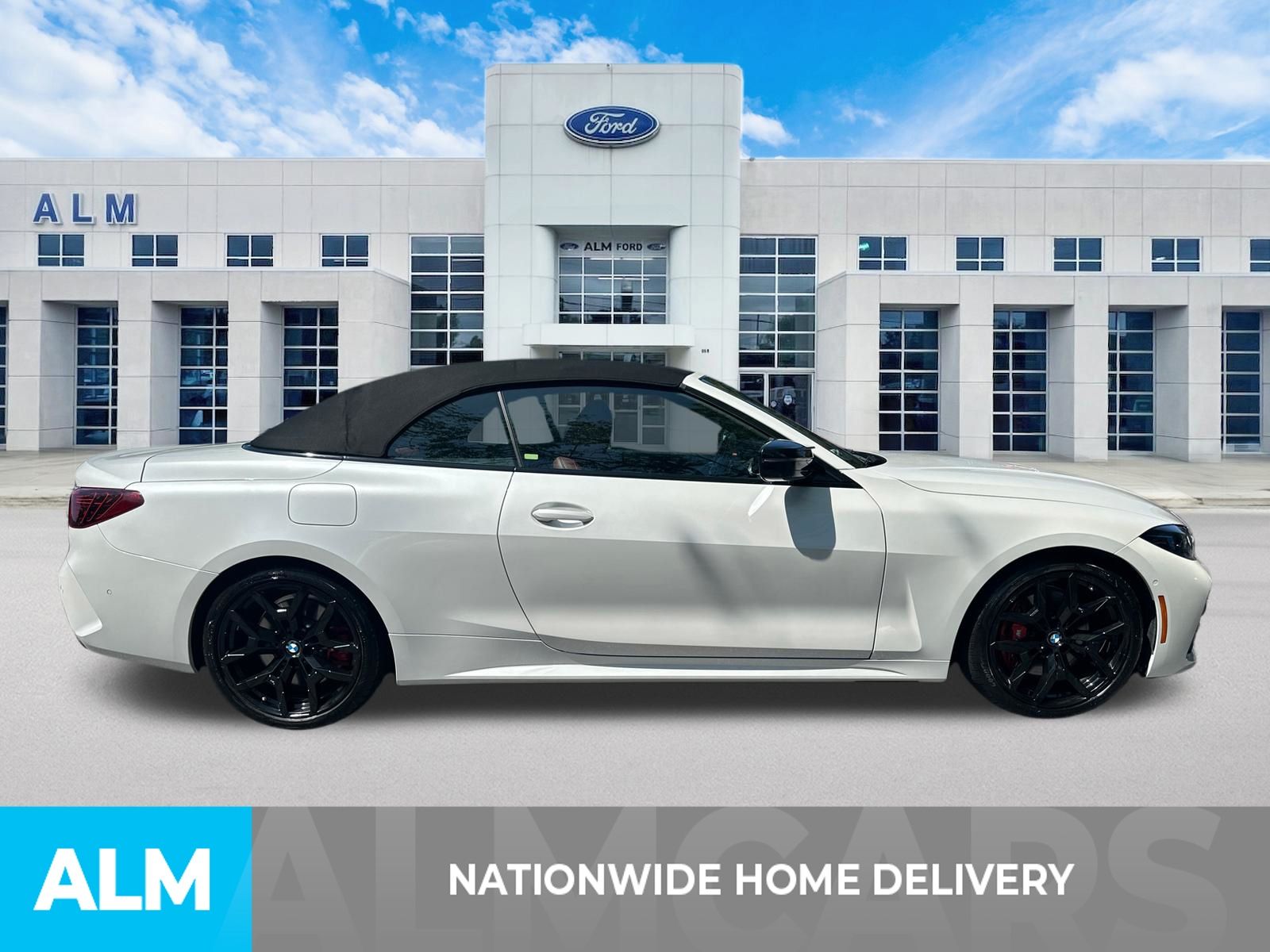 Used 2025 White BMW M440i image 4